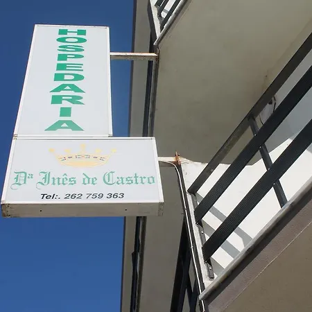 Konukevi Hospedaria D'ines De Castro Atouguia Da Baleia