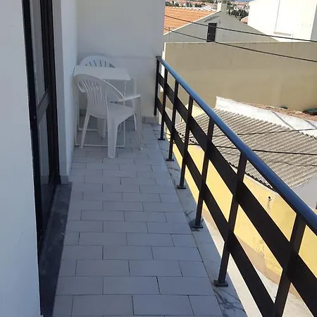 Konukevi Hospedaria D'ines De Castro Atouguia Da Baleia