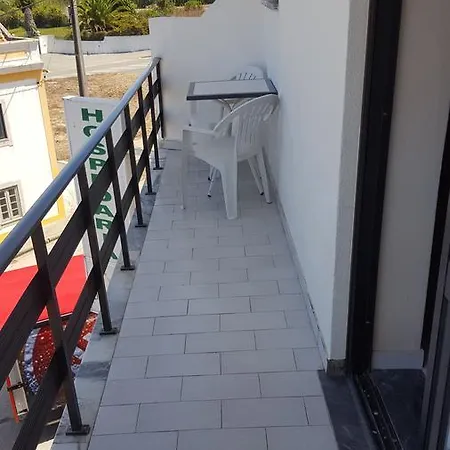 Hospedaria D'ines De Castro Konukevi Atouguia Da Baleia